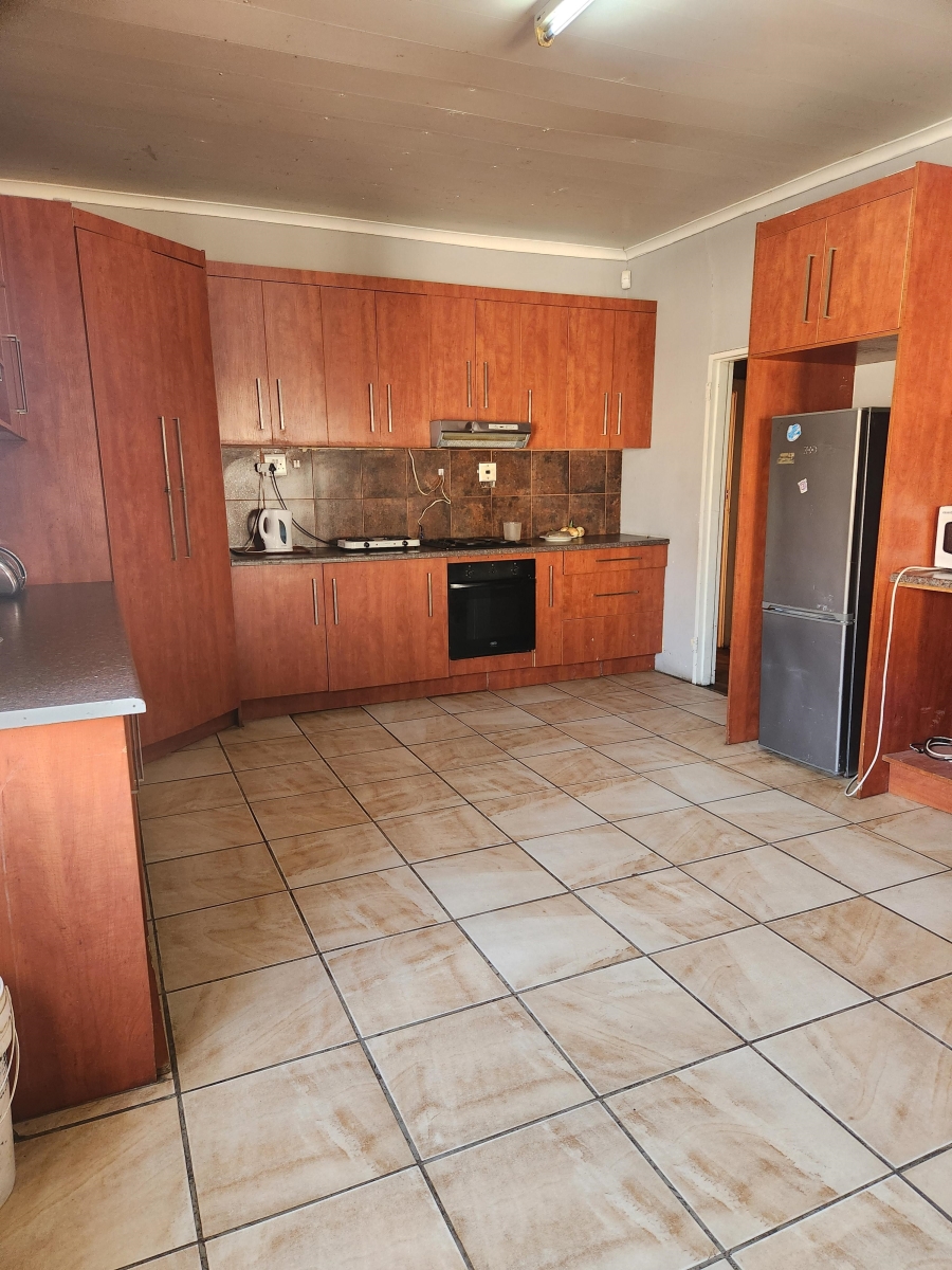 4 Bedroom Property for Sale in Hennenman Free State